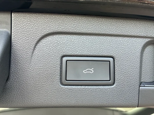 Bild eines VW Touran Life TSI DSG