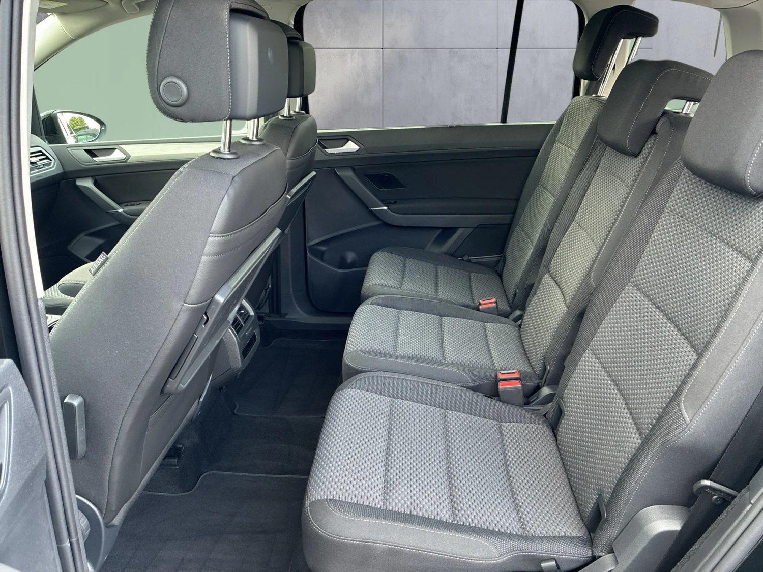 Bild eines VW Touran Life TSI DSG