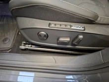 VW Golf Rabbit mHEV TSI DSG in Delfingrau Metallic