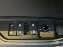 Audi Q8 50 e-tron quattro business in Magnetgrau