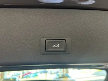 Audi Q8 50 e-tron quattro business in Magnetgrau
