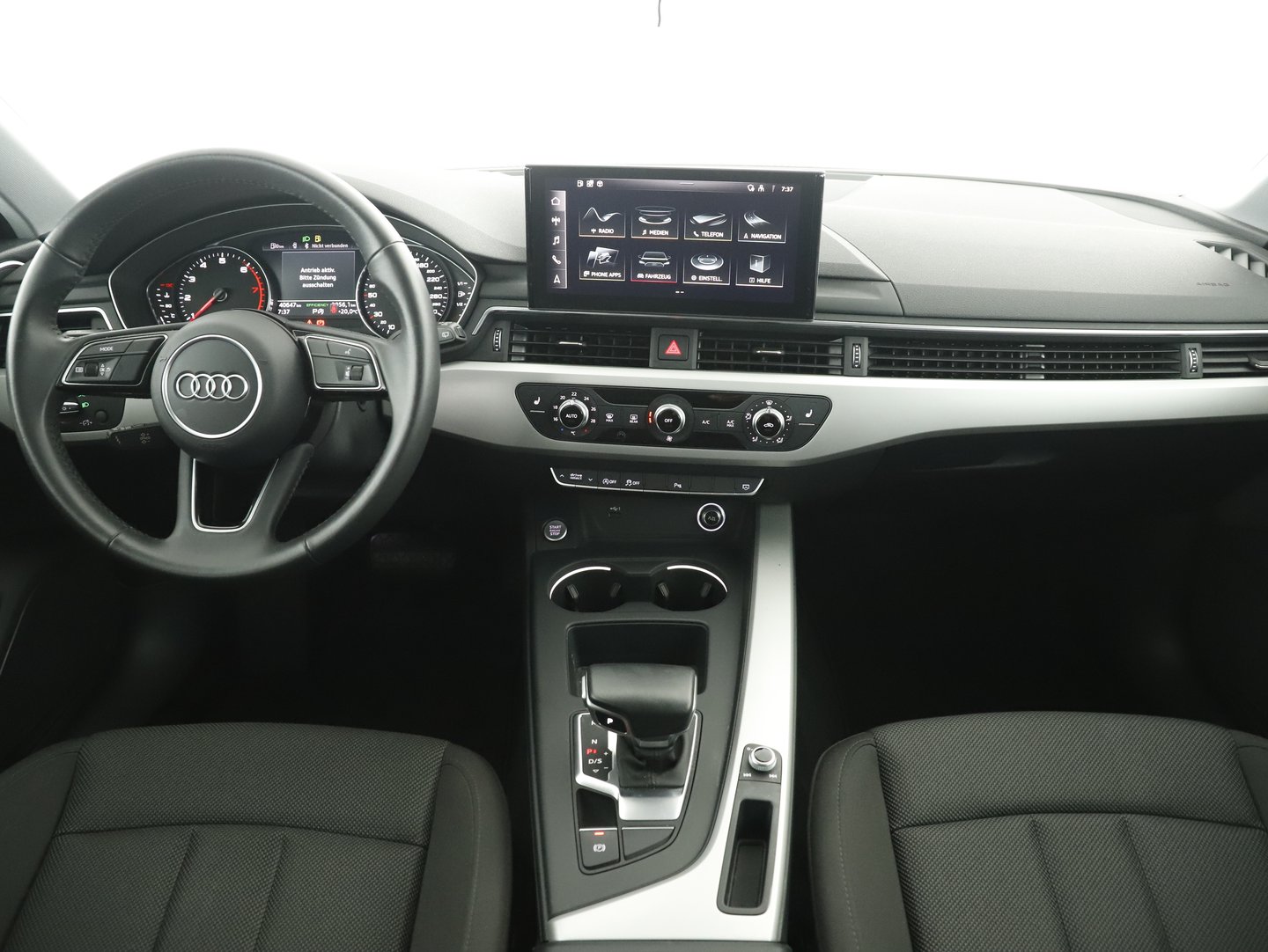 Audi A4 Avant 40 TFSI S line | Bild 5 von 16