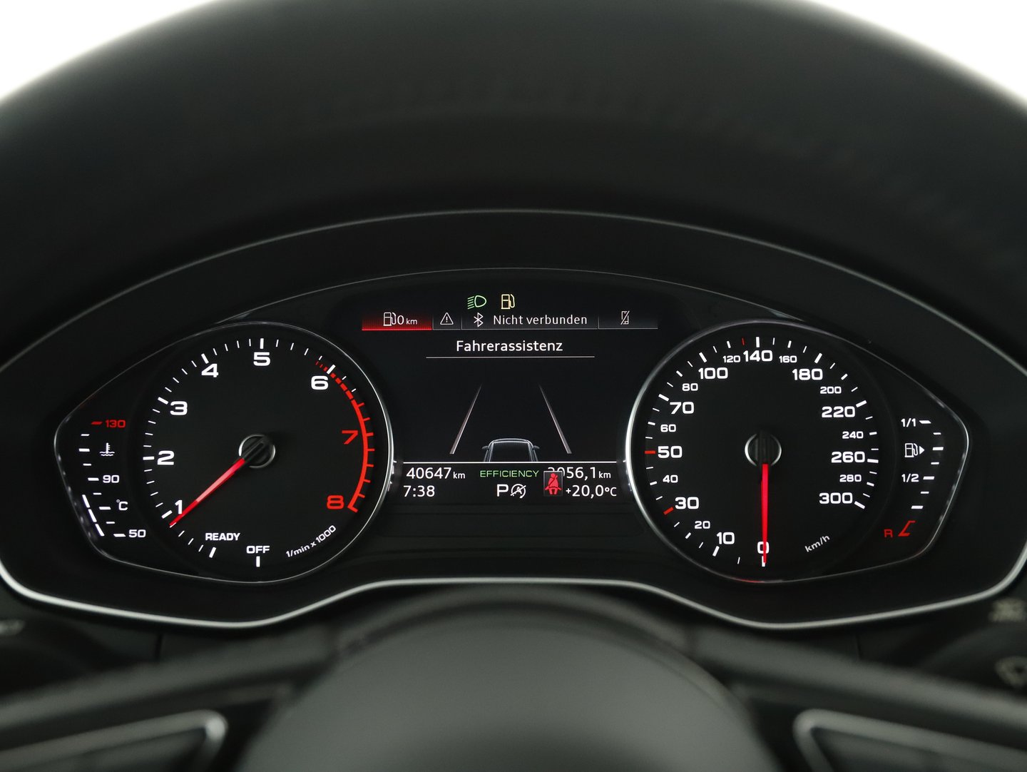 Audi A4 Avant 40 TFSI S line | Bild 6 von 16