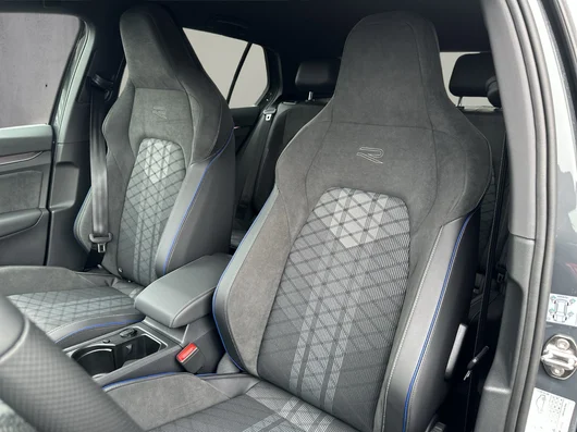 Bild eines VW Golf Sport mHEV TSI DSG