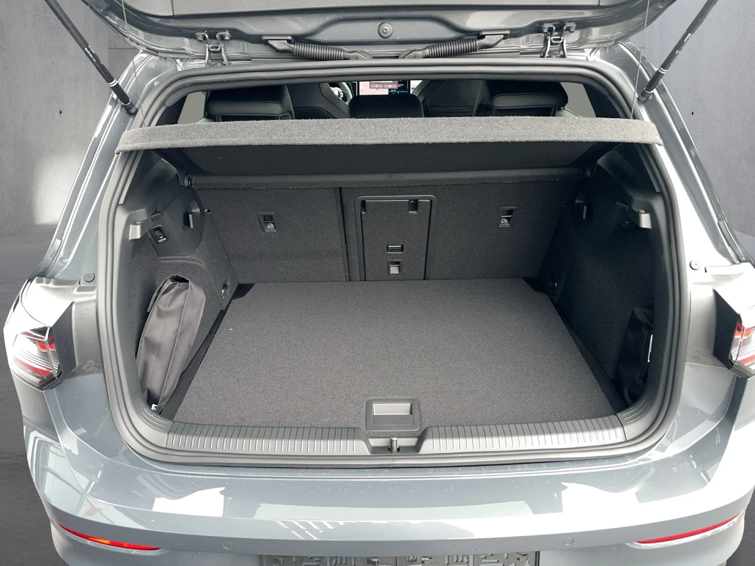 Bild eines VW Golf Sport mHEV TSI DSG