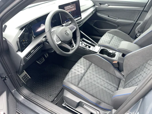 Bild eines VW Golf Sport mHEV TSI DSG