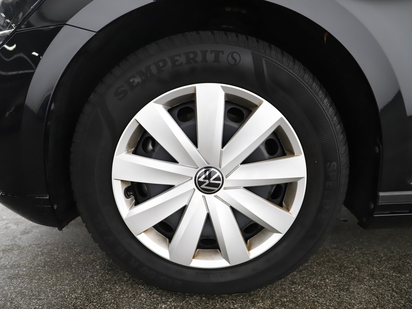 VW Passat Variant Business TDI DSG | Bild 9 von 31