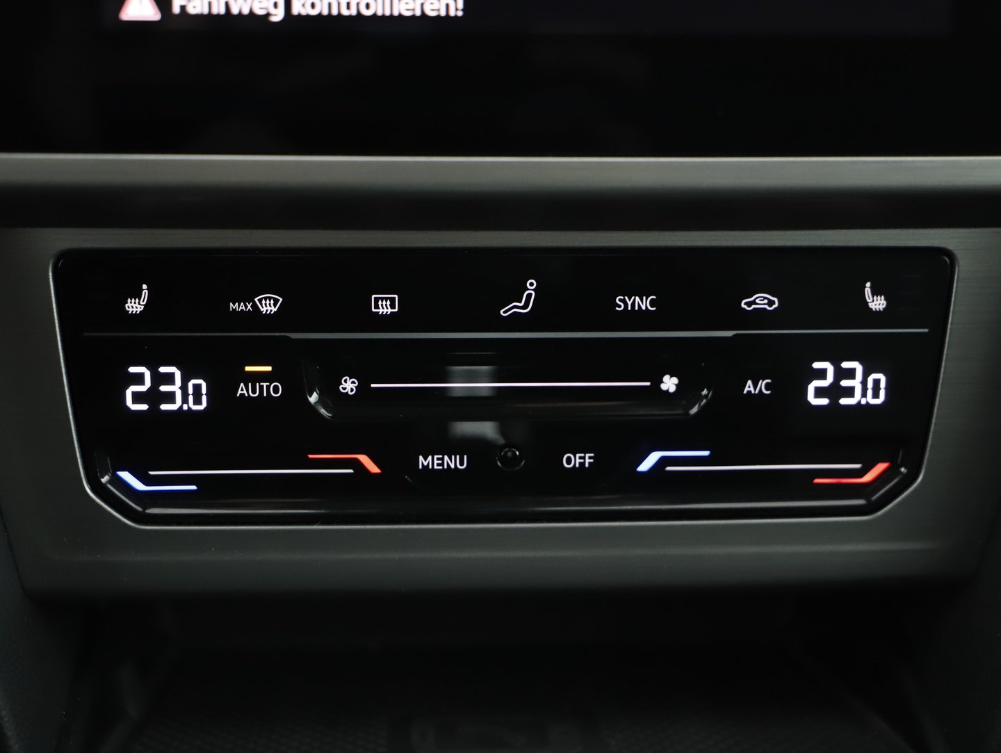 VW Passat Variant Business TDI DSG | Bild 22 von 31