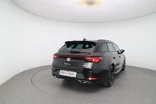 SEAT Leon SP Kombi FR Edition 1.5 TSI 115 PS in Nacht-Schwarz Metallic