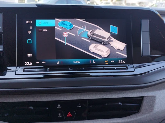 Bild eines VW Multivan Business ÜH TDI