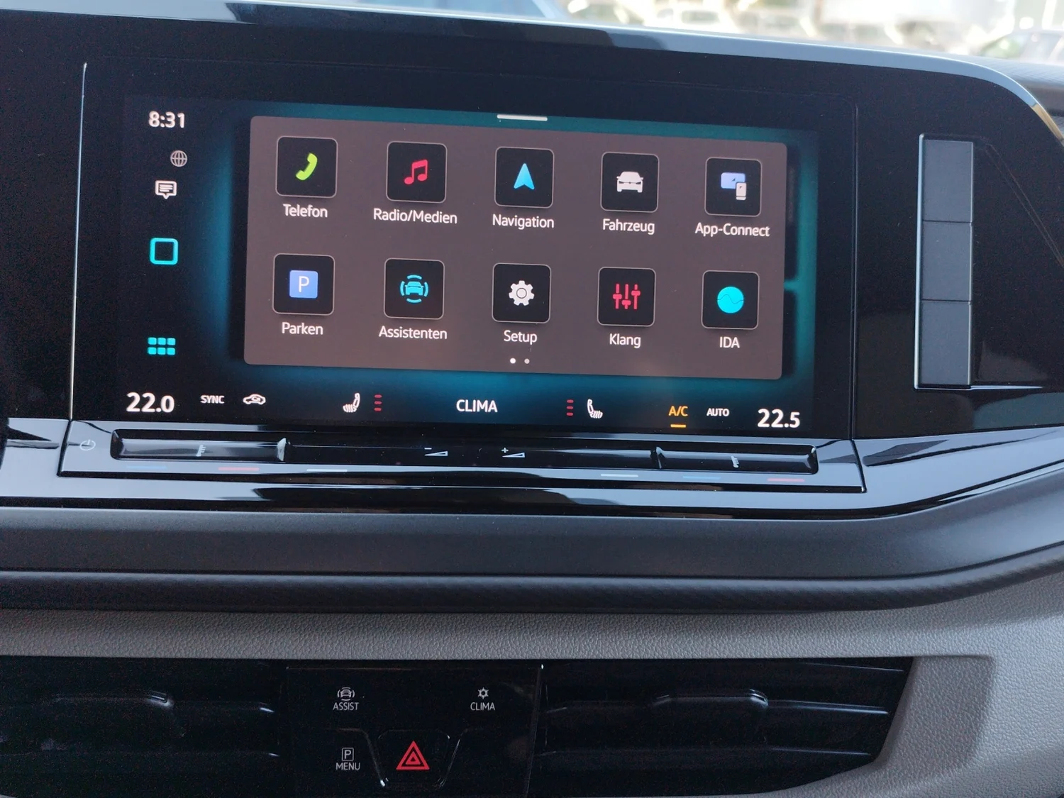 Bild eines VW Multivan Business ÜH TDI
