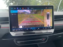 VW ID.7 Tourer GTX 4MOTION 250 kW in Aquamarinblau Dach Schwarz