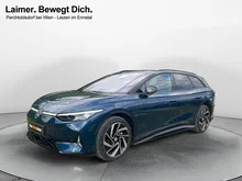 VW ID.7 Tourer GTX 4MOTION 250 kW in Aquamarinblau Dach Schwarz