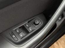 VW Passat Variant GTE in 2Y Gletscherweiß Metallic