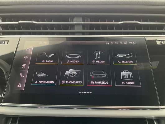 Bild eines Audi Q8 e-hybrid quattro 290 kW