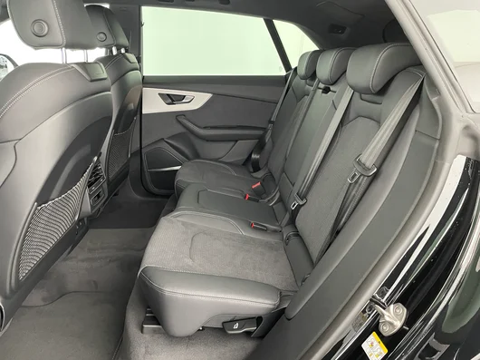 Bild eines Audi Q8 e-hybrid quattro 290 kW