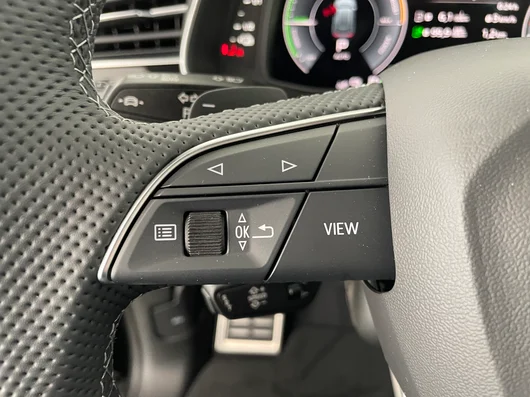 Bild eines Audi Q8 e-hybrid quattro 290 kW