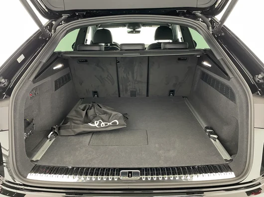 Bild eines Audi Q8 e-hybrid quattro 290 kW