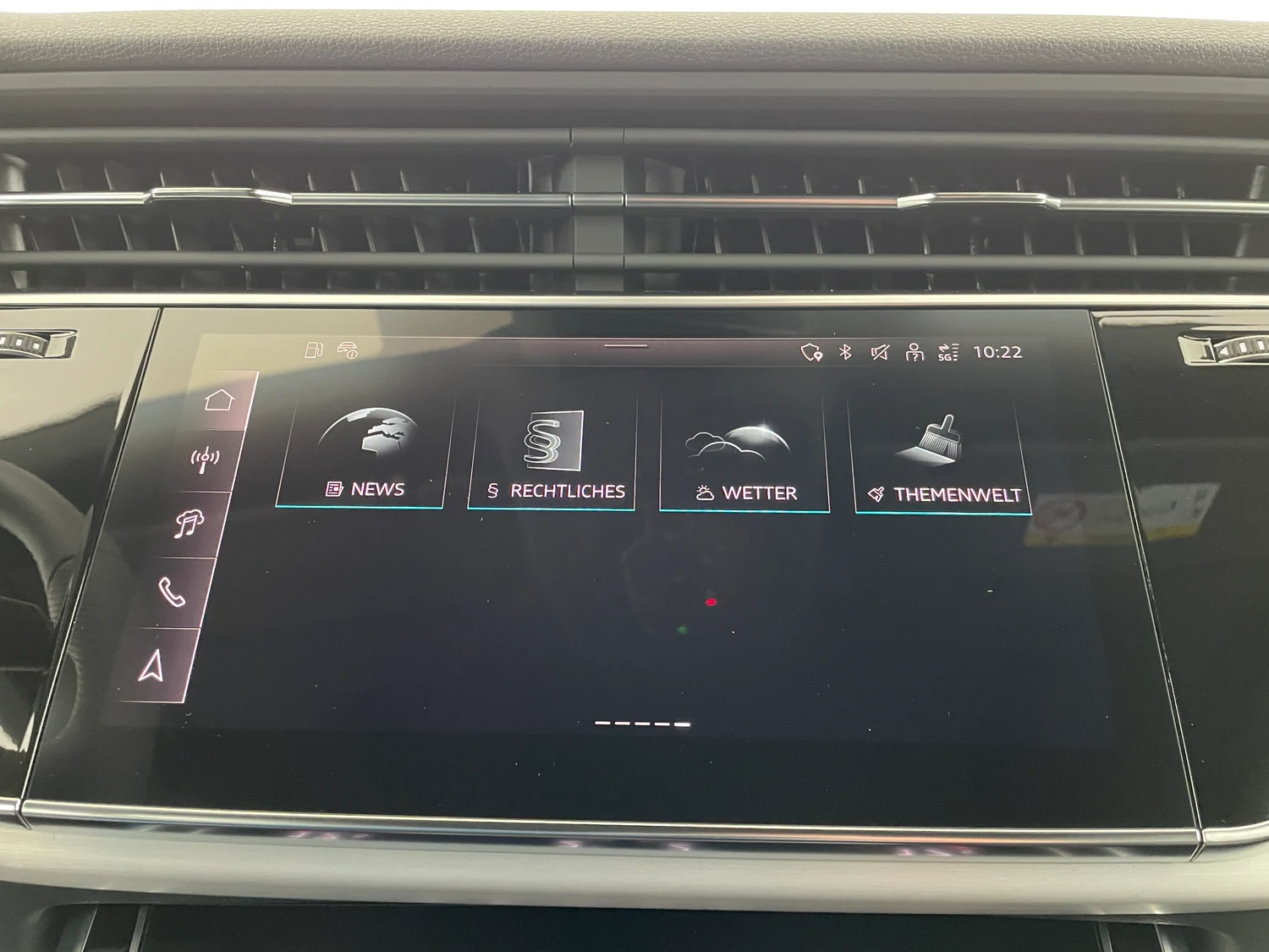Bild eines Audi Q8 e-hybrid quattro 290 kW