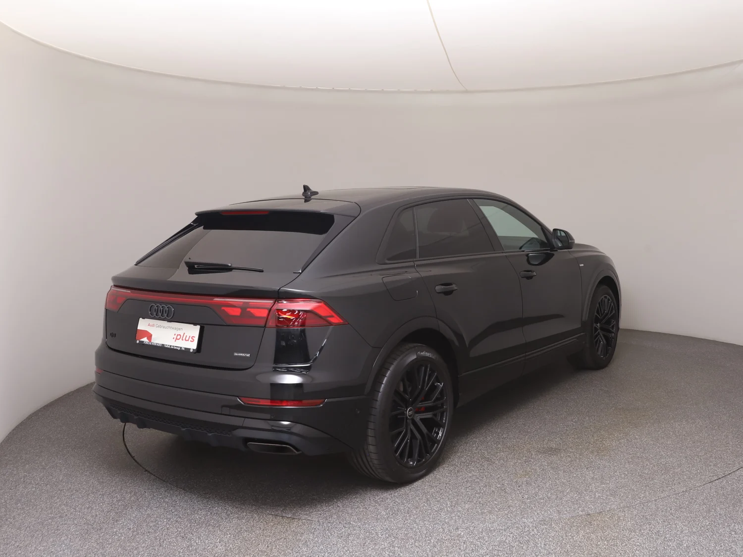 Bild eines Audi Q8 e-hybrid quattro 290 kW