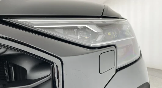 Bild eines Audi Q8 e-hybrid quattro 290 kW
