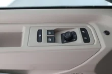 VW California Multivan California eHybrid 180 kW 4M in Candyweiß / Dach Deepblack Perleffekt