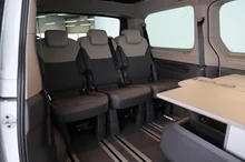 VW California Multivan California eHybrid 180 kW 4M in Candyweiß / Dach Deepblack Perleffekt
