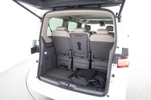 VW California Multivan California eHybrid 180 kW 4M in Candyweiß / Dach Deepblack Perleffekt