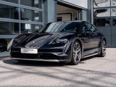 Porsche Taycan 4 Cross Turismo