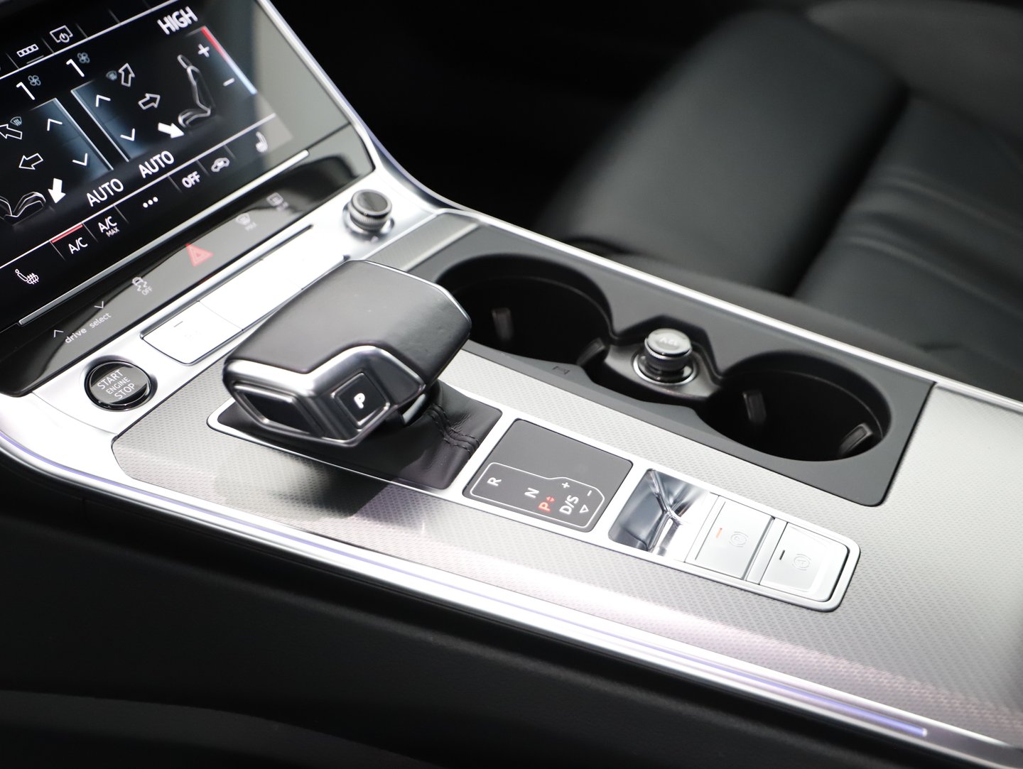 Audi A6 Avant 35 TDI Sport | Bild 21 von 30