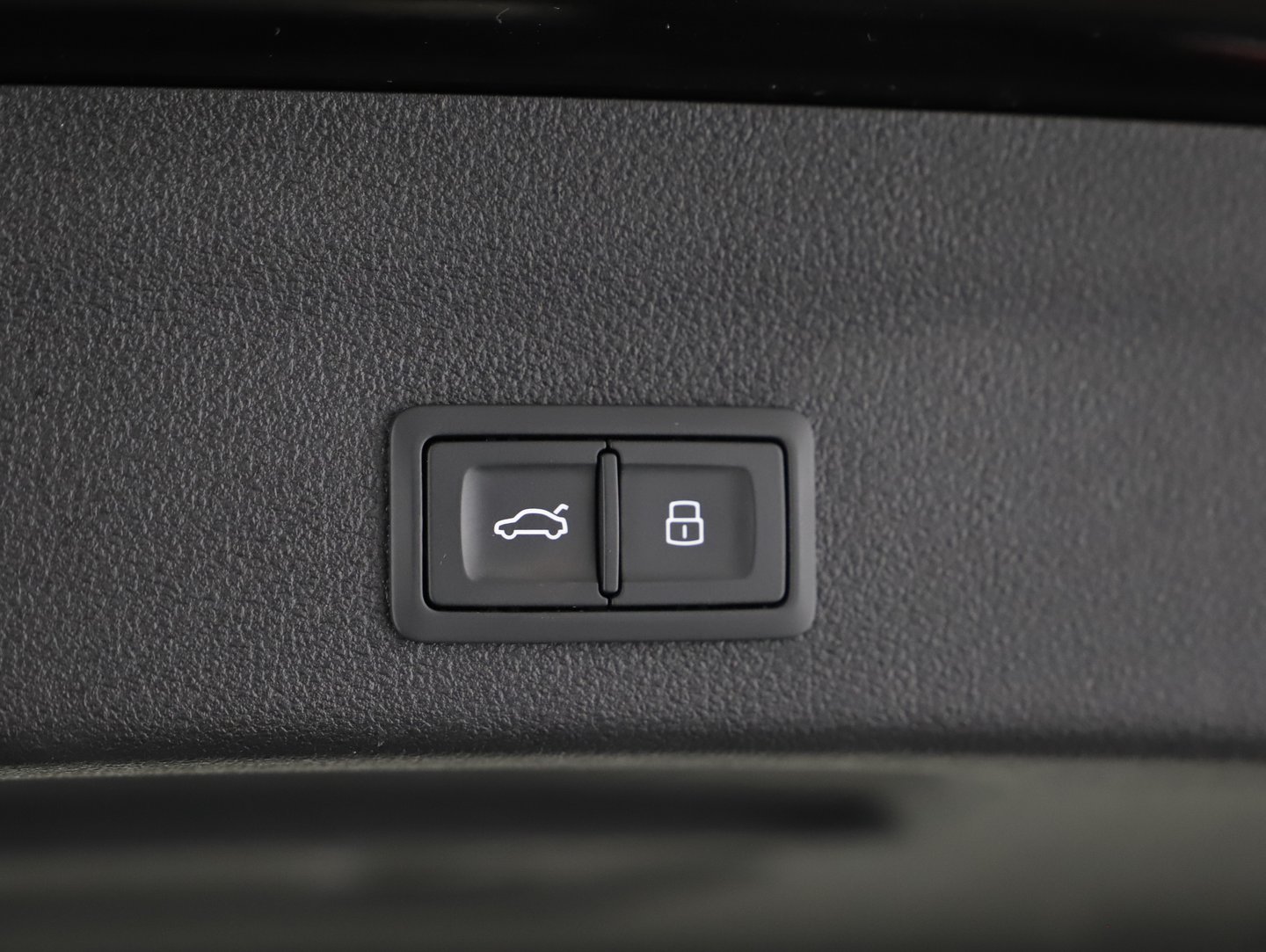 Audi A6 Avant 35 TDI Sport | Bild 24 von 30