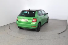 Thumbnail-Foto von Fahrzeug