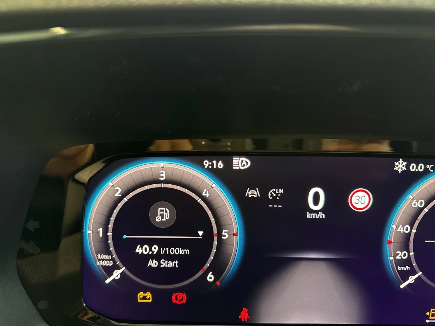 Bild eines VW Caddy Family TDI
