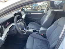 VW Golf Variant Life mHeV DSG in Pure White