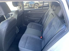 VW Golf Variant Life mHeV DSG in Pure White