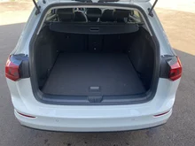 VW Golf Variant Life mHeV DSG in Pure White