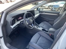 VW Golf Variant Life mHeV DSG in Pure White
