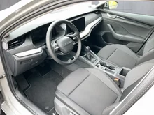 Škoda Octavia Combi Essence TSI in Stahl-Grau