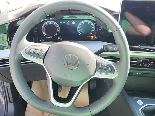Bild eines VW Golf Variant Business TSI