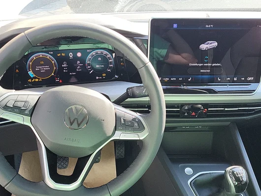Bild eines VW Golf Variant Business TSI