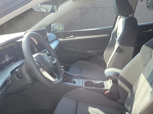 Bild eines VW Golf Variant Business TSI