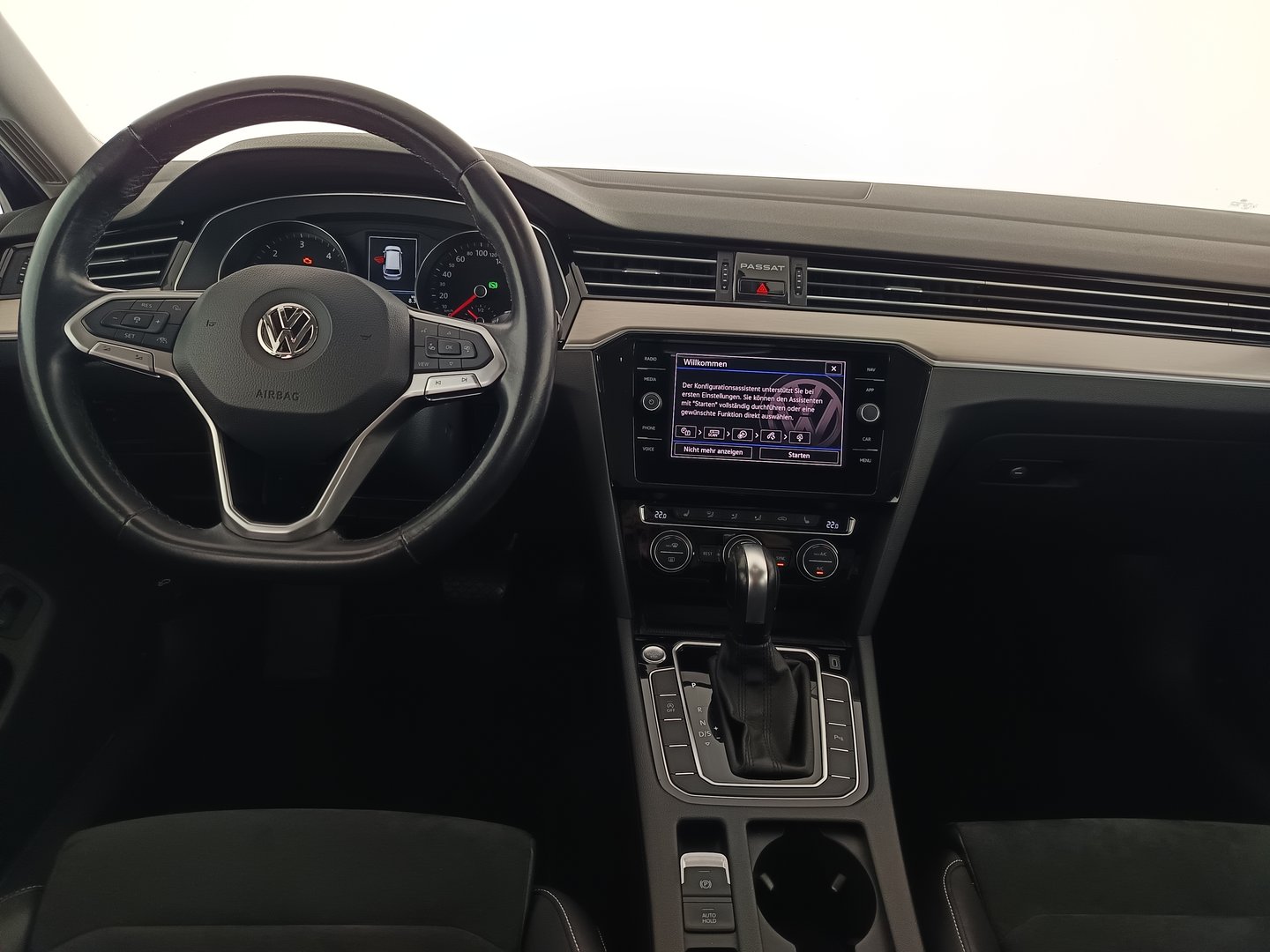 VW Passat Variant Highline TDI SCR DSG | Bild 14 von 30