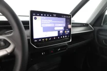 VW ID Buzz ID. Buzz Pro LR 4MOTION 250 kW in Monosilber Metallic