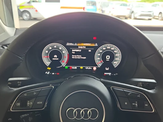Bild eines Q2 30 TFSI admired