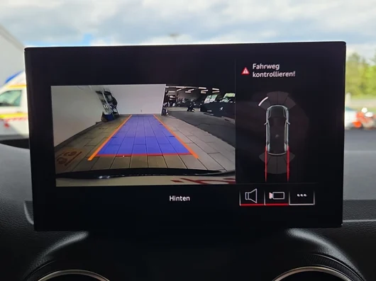 Bild eines Q2 30 TFSI admired