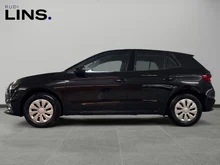 Škoda Fabia Essence in Black-Magic Perleffekt