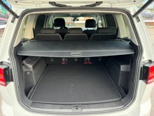 VW Touran R-Line TSI DSG in Pure White