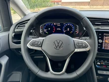 VW Touran R-Line TSI DSG in Pure White