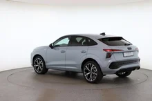 Audi Q3 Sportback TFSI 110 kW in Pfeilgrau Perleffekt
