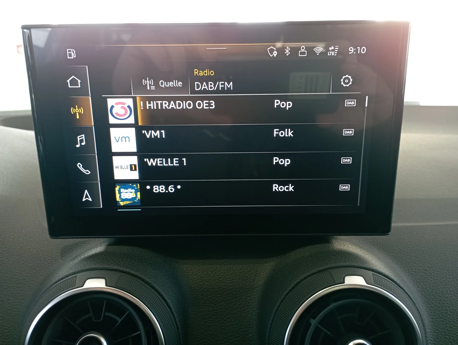 Bild eines Q2 35 TFSI admired